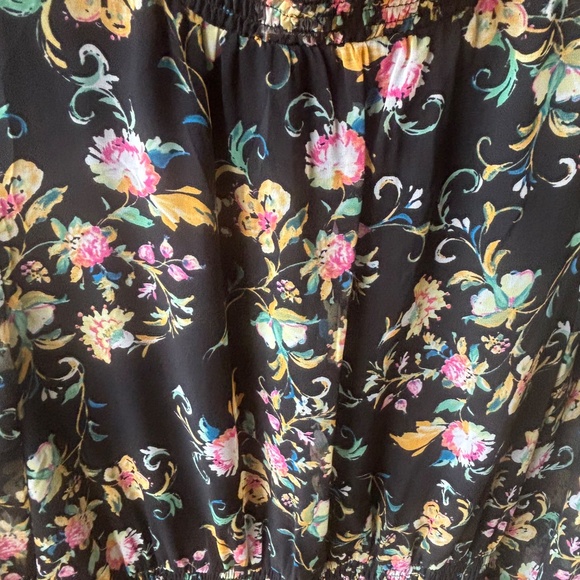 Lovely Daniel Rainn Dress - Picture 3 of 4